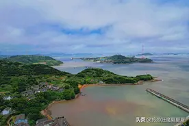 浙江舟山的隐世小岛，整座岛只有一班公交，却藏有绝美渔村与海滩图片
