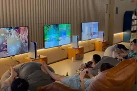 我在没有店员的共享主机店待了一天图片