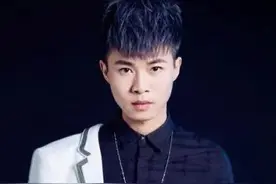 广西小伙，从月薪1500到身家过亿，建别墅、买600万豪车，凭啥图片