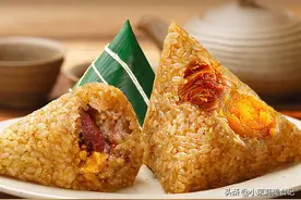 包肉粽子，糯米泡完就包不够入味，多加1步，粽子软糯咸香更好吃图片