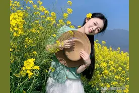 10个站姿，油菜花海拍照姿势天花板，手机党直接抄作业图片