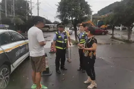 乘客修改行程遭拒 网约车驾驶员：距离太近图片