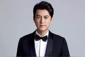 靳东刚当上副团长，就召开了新一届中视协演换届会议，群星齐聚图片