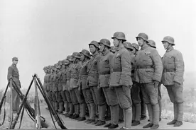 汉阳造比三八大盖杀伤力更大，为什么八路军更喜欢三八大盖？图片