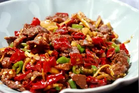 小炒羊肉的家常做法，香辣滑嫩不腥不膻，拌着米饭能吃三大碗图片