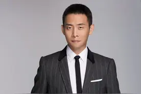 张译：守候植物人初恋10年，娶二婚钱琳琳16年，无子无女也幸福图片