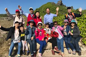 大批台湾同胞涌入内地，轻装上阵并非旅游，竟是看上了贵州茅台？图片