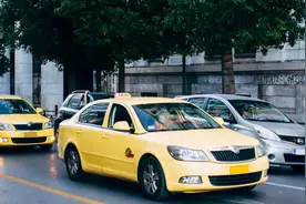 嘀嗒出行、哈啰出行的困局与破局图片