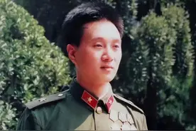 79年对越反击战，仅参军52天的新兵立下一等功，后来他是什么军衔图片