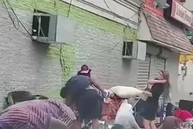 美国费城，真正的“废城”，街上破败不堪，场面让人惊叹图片