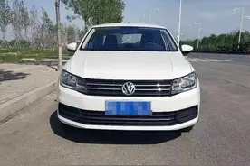 2021款大众桑塔纳优惠30000块钱，6万多落地家用真不错，油耗也低图片