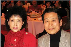 老戏骨李小燕：41岁嫁大15岁二婚徐敏，携手相伴20年，她值得吗？图片