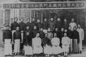 民国男子服饰 民国男子着装中西并存化特色图片