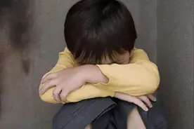 为何娃被大人吼了，很快就忘记了“仇恨”？知道原因你就不敢吼了图片