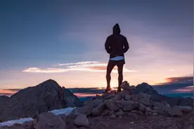 遇到欺负你的小人，要学会以下几种回击方式图片