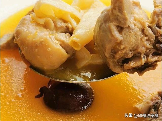 山药石斛花胶煲鸡 山药石斛花胶煲鸡汤的做法