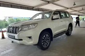 江苏小伙花72万买辆霸道，开了一个月，说出感受图片