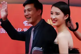 圈内6对“母女花”，人前风光背后心酸，有3对母女都是单身图片