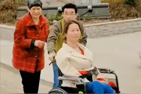 她34岁，全身瘫痪，用舌尖打字做电商，挣钱养活自己和聋哑母亲图片