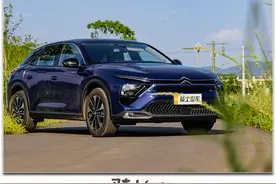 试凡尔赛C5 X，换用225宽度的米其林轮胎后，开起来有什么变化？图片