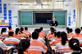 观见丨沉浸式体验老师的一天到底有多忙图片