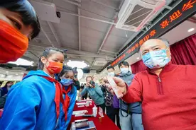 喜迎冬奥盛会，冬奥主题印章捐赠中国体育博物馆图片