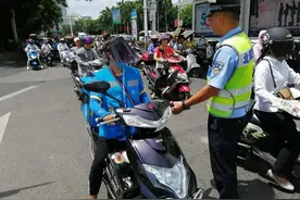 这3类电动车，不要牌照、驾照，有的年轻人可用，有的适合老年人图片