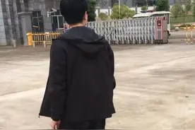 回顾：免刑责！大学生被诉“推90岁老太”致死：离她有10多米！图片