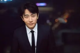 黄轩的灿烂情史，和背后的7个女人图片