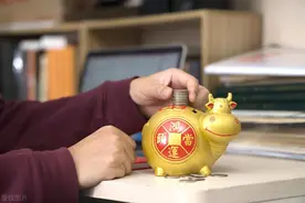 银行存400万，每年利息12万！普通人够花一辈子！内行人：不可能图片