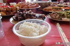 为什么说广西人很有教养？广西人吃一顿饭，要遵守10条规矩！图片