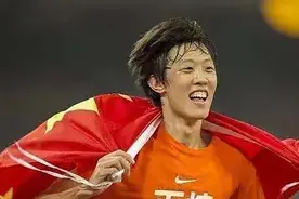 张国伟为何当时被踢出国家队？图片