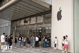 iPhone 14 系列新机图赏：得真传紫、更醒目镜头还有灵动岛图片