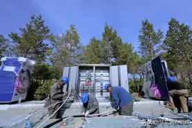 全市规模最大的电动汽车公共充电站投入运行图片