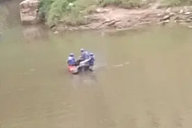 4名初二同班学生下河耍水3人不幸溺亡，幸存者称2人救1人均沉水下，两名钓鱼人闻讯营救未果报警图片