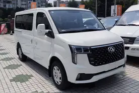 新车 | 竞争福田图雅诺/依维柯得意，大通V80 PRO到店，配2.0T柴油机图片