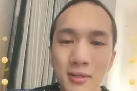 网红韩佩泉直播闹轻生，不堪弹幕被辱骂跳窗，警方回应：人已救下图片