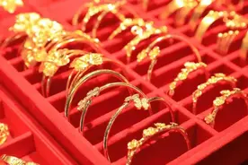 无论什么黄金，只要用到一根针，真假黄金立马“现原形”，真实用图片