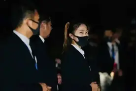 “00后”女大学生毕业做保镖，年入百万，不靠颜值靠拳头？图片