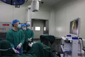 石河子市人民医院成功开展兵团师级医院首例经尿道前列腺蓝激光汽化术图片