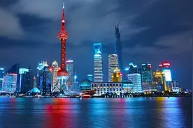 上海东方明珠塔：从身负巨债到收入全球第二，它是怎么做到的？图片