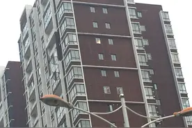 外墙真石漆工程承包单价（记得收藏）图片