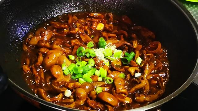 鱼肠鱼肚怎么做好吃 2026年鱼肠鱼肚怎么做好吃视频