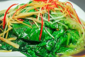 “低脂”蔬菜排行榜，西蓝花未上榜，番茄排倒数第二，建议了解图片