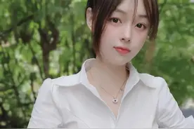 牛仔裤女孩图片