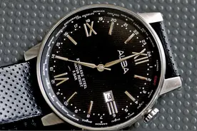 全自动手表不戴是不是不走了，一块手表可以戴几年？图片