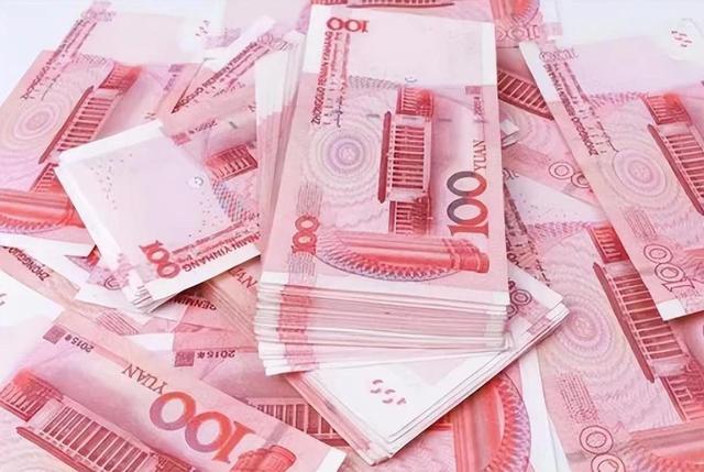 敛财成性，包养情人分为东宫西宫的中央政治局“巨贪”委员终落马