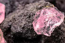 40亿"追锂"至今未投产,高管贪腐,坏账扒出诈骗案:川能动力再上市图片