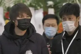 悲痛！中国足坛突传噩耗，又一前国脚不幸去世，球迷沉痛悼念图片