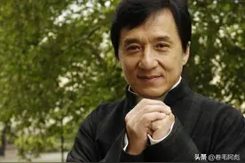 9年前，成龙和亲哥哥安徽相认，对方身无分文，他选择什么都不做图片